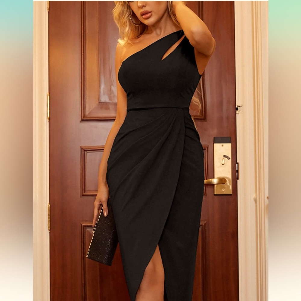 Midi Black one shoulder dress
